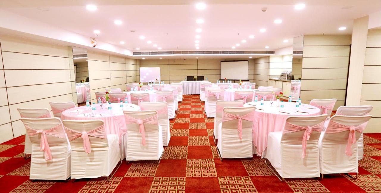 Hotel Pitrashish Pride Igi Intl Airport Delhi Bagian luar foto
