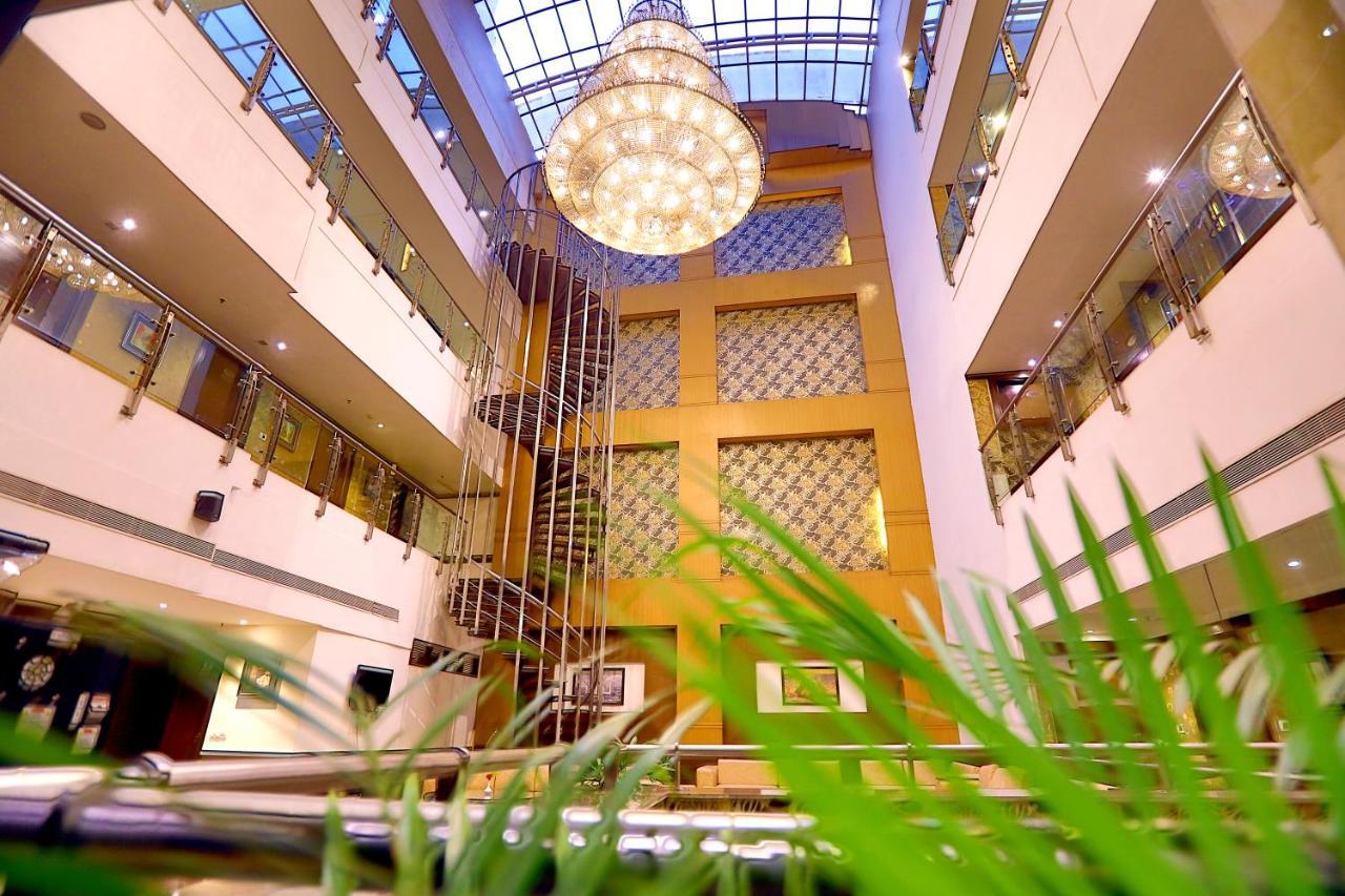 Hotel Pitrashish Pride Igi Intl Airport Delhi Bagian luar foto