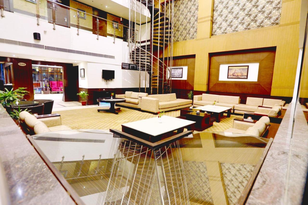 Hotel Pitrashish Pride Igi Intl Airport Delhi Bagian luar foto