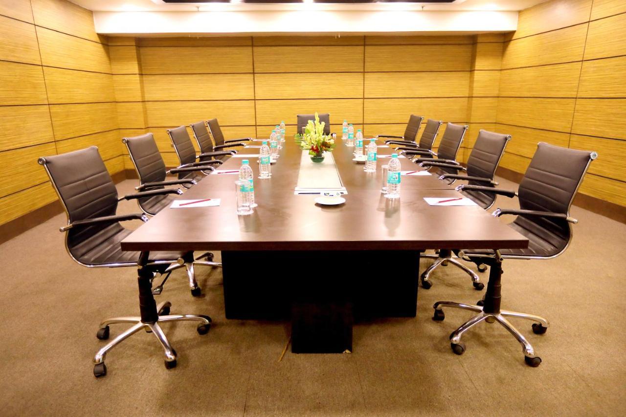 Hotel Pitrashish Pride Igi Intl Airport Delhi Bagian luar foto