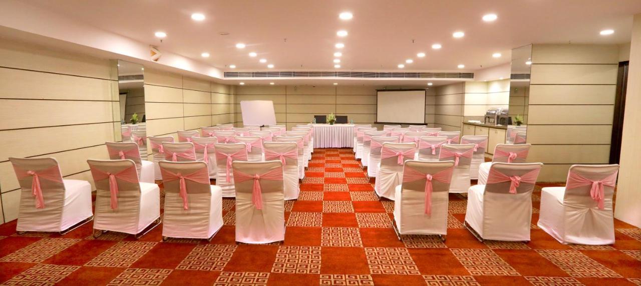 Hotel Pitrashish Pride Igi Intl Airport Delhi Bagian luar foto