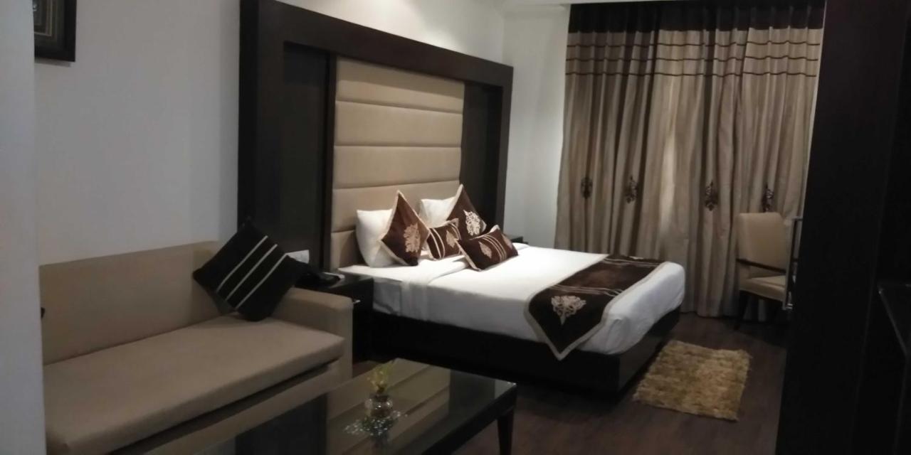 Hotel Pitrashish Pride Igi Intl Airport Delhi Bagian luar foto