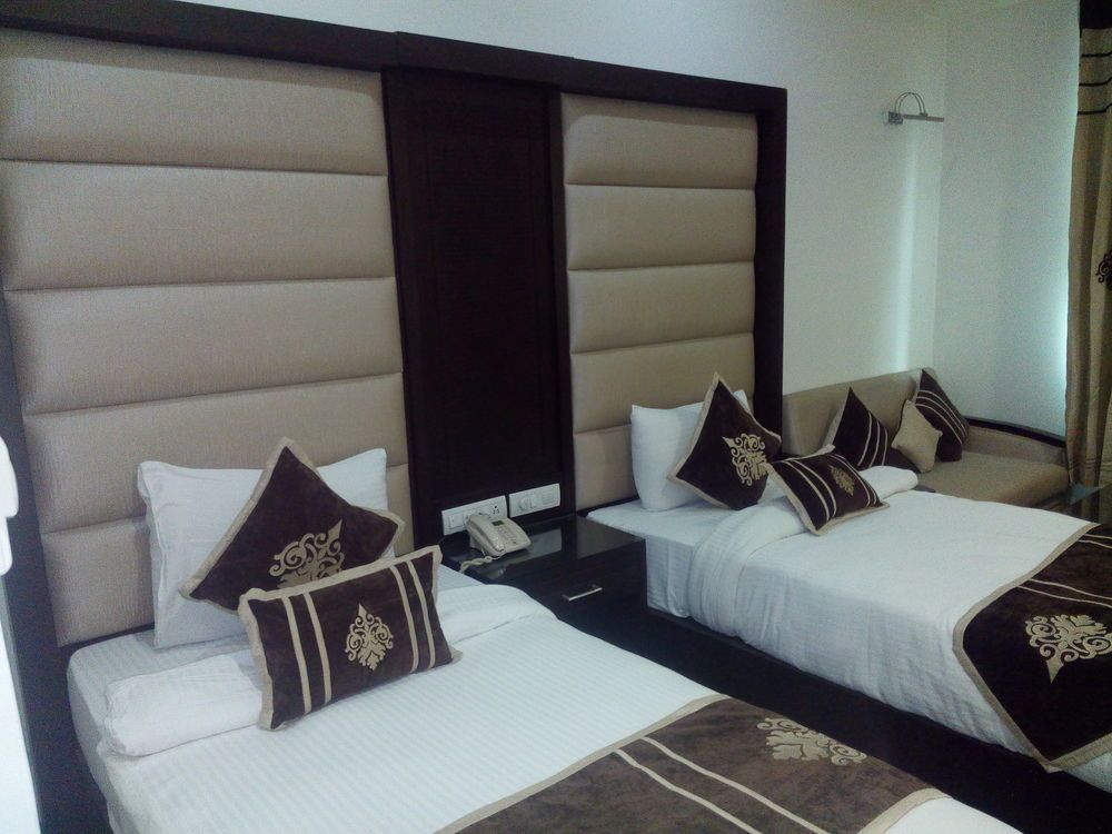 Hotel Pitrashish Pride Igi Intl Airport Delhi Bagian luar foto
