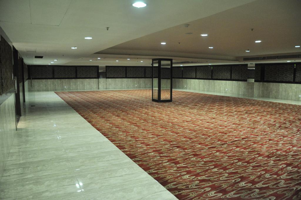 Hotel Pitrashish Pride Igi Intl Airport Delhi Bagian luar foto
